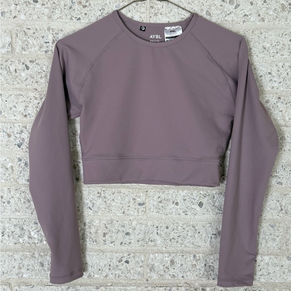 AYBL Tops - AYBL Women's Reflex Seamless Long Sleeve Cropped Shirt in Plum, Medium